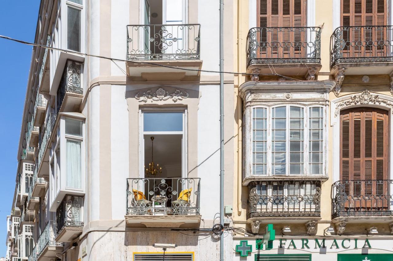 Luminoso Apartamento De Dos Habitaciones Con Vistas A Las Catedral مالقة المظهر الخارجي الصورة