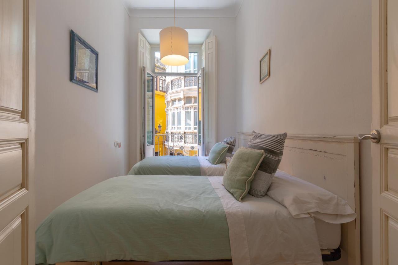 Luminoso Apartamento De Dos Habitaciones Con Vistas A Las Catedral مالقة المظهر الخارجي الصورة