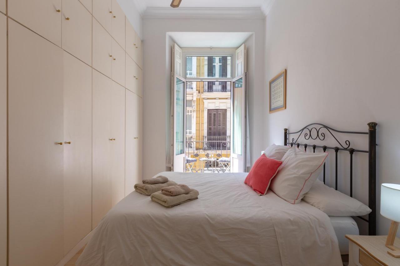 Luminoso Apartamento De Dos Habitaciones Con Vistas A Las Catedral مالقة المظهر الخارجي الصورة